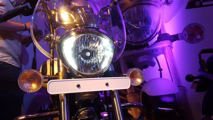 2018 Bajaj Avenger Cruise 220 image gallery